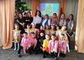 Концертная программа закрытия Фестиваля национальных культур «Край - наш общий дом»» Концертная программа закрытия Фестиваля национальных культур «Край - наш общий дом»».