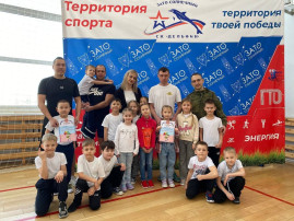 23 февраля- отмечает детвора 23 февраля- отмечает детвора.